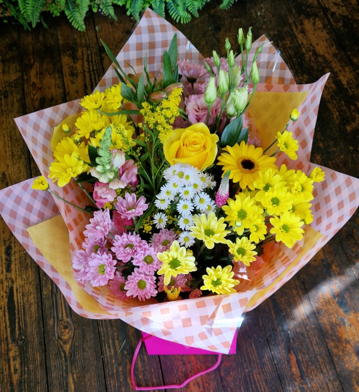 Yellow and Pink Aqua Handtied