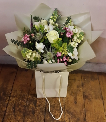 Cottage Aqua Handtied
