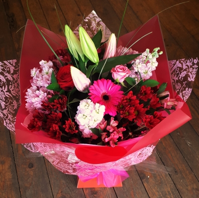 Red and Pink Aqua Handtied