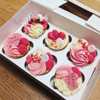 Valentines Cupcakes x 6